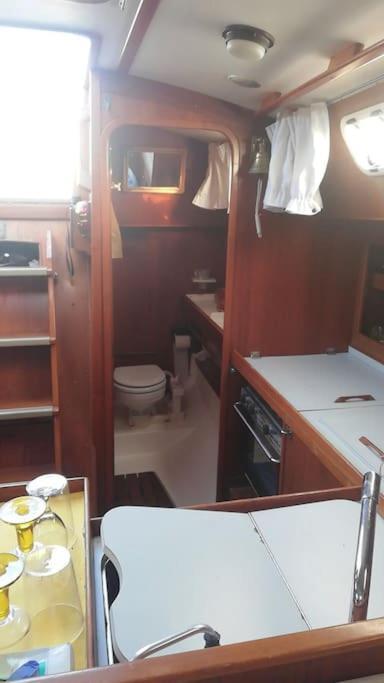 Boat-Apartamento Flotante Cadiz.. La Juanita Arroyo Exterior foto